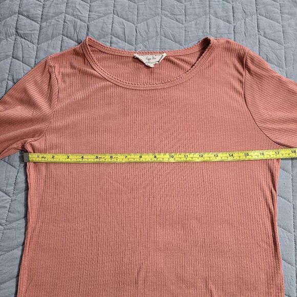 Hippy Rose   - Picture 4 of 6